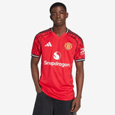 Camisa Manchester United I 2025/26 Masculina