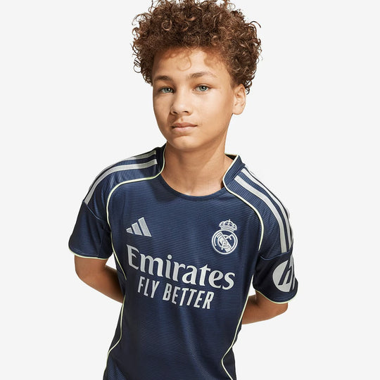 Conjunto Infantil Real Madrid II 2025/26